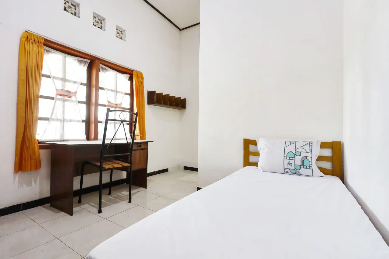 Kos Ibu Puspita Lowokwaru Malang Regular Single B