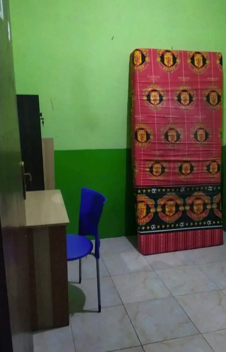 Kos Putra Puri Kami Kamar 300K