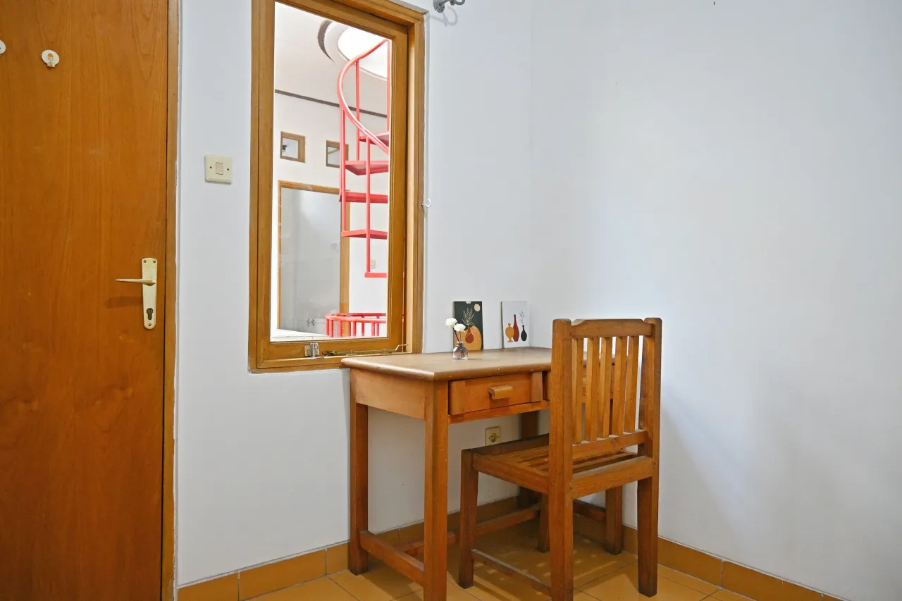 GS9A House Trunojoyo Bandung Compact Single - Foto 2