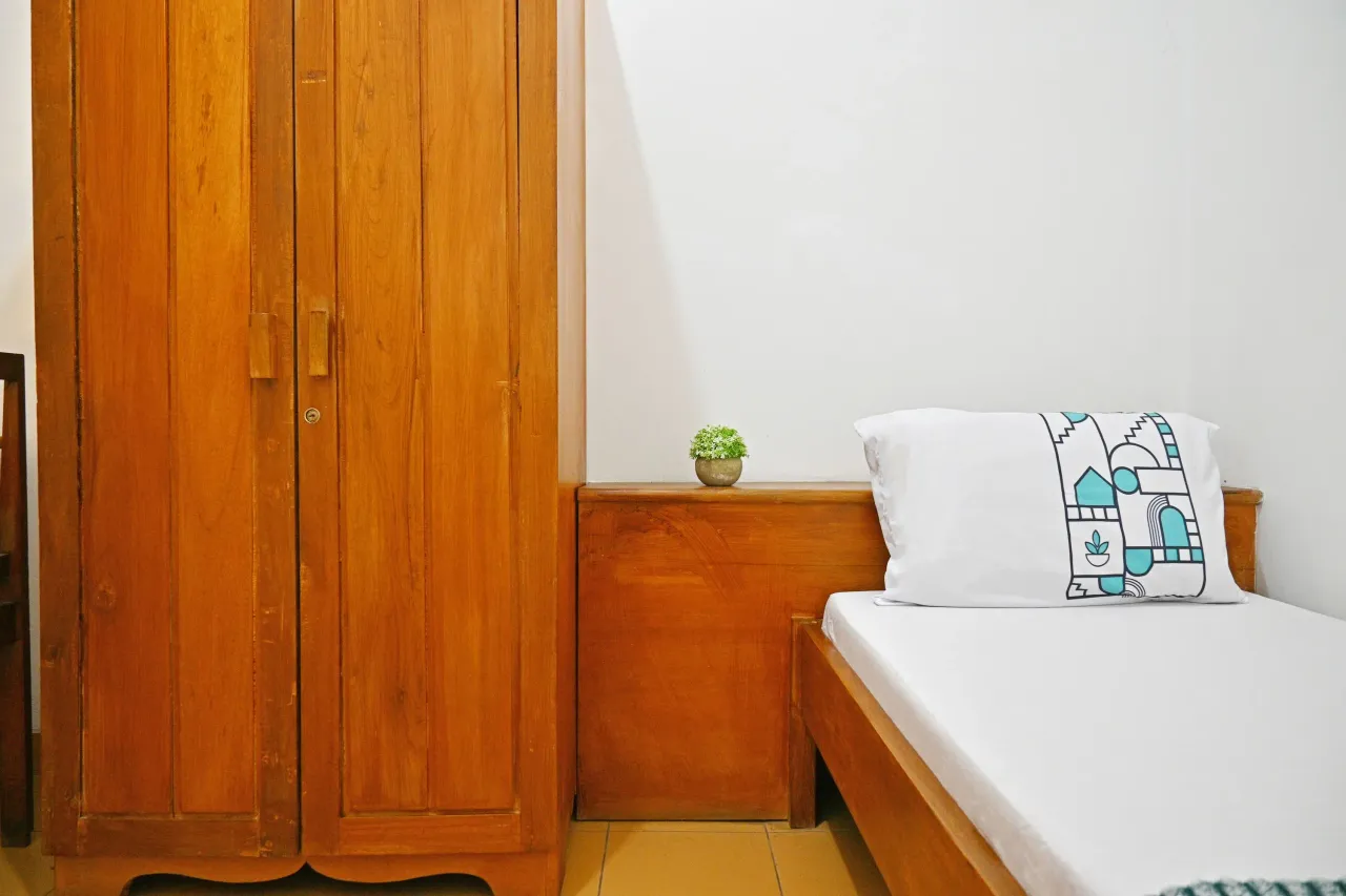 GS9A House Trunojoyo Bandung Compact Single - Foto 5