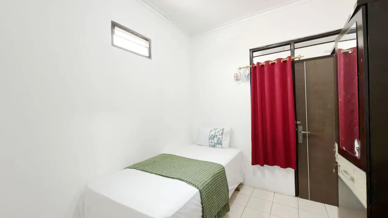 Uma Kost Graha Teduh 99 Dago Bandung Regular Single A - Foto 3