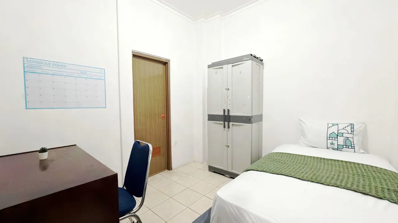 Uma Kost Graha Teduh 99 Dago Bandung Regular Single A - Foto 4