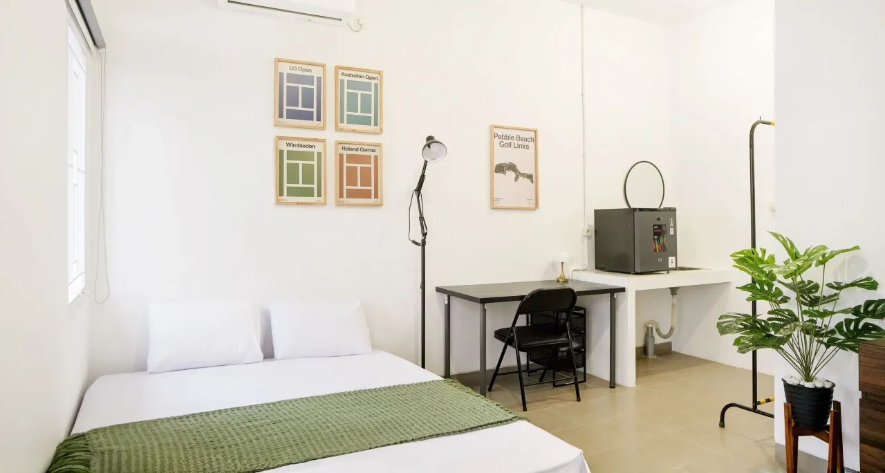 Uma Kost Sarang Samakta Dago Bandung Studio Queen - Foto 4