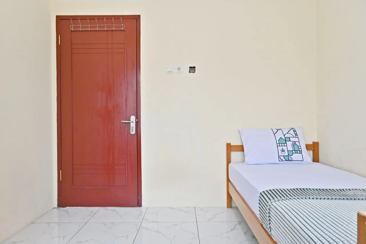 Sikumbangjati House Margahayu Raya Bandung Compact Single C - M - Foto 4