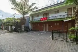 Kos Bersih Tenang Strategis & Aman : OLIVIA INN DENPASAR Type 1 - Foto 3