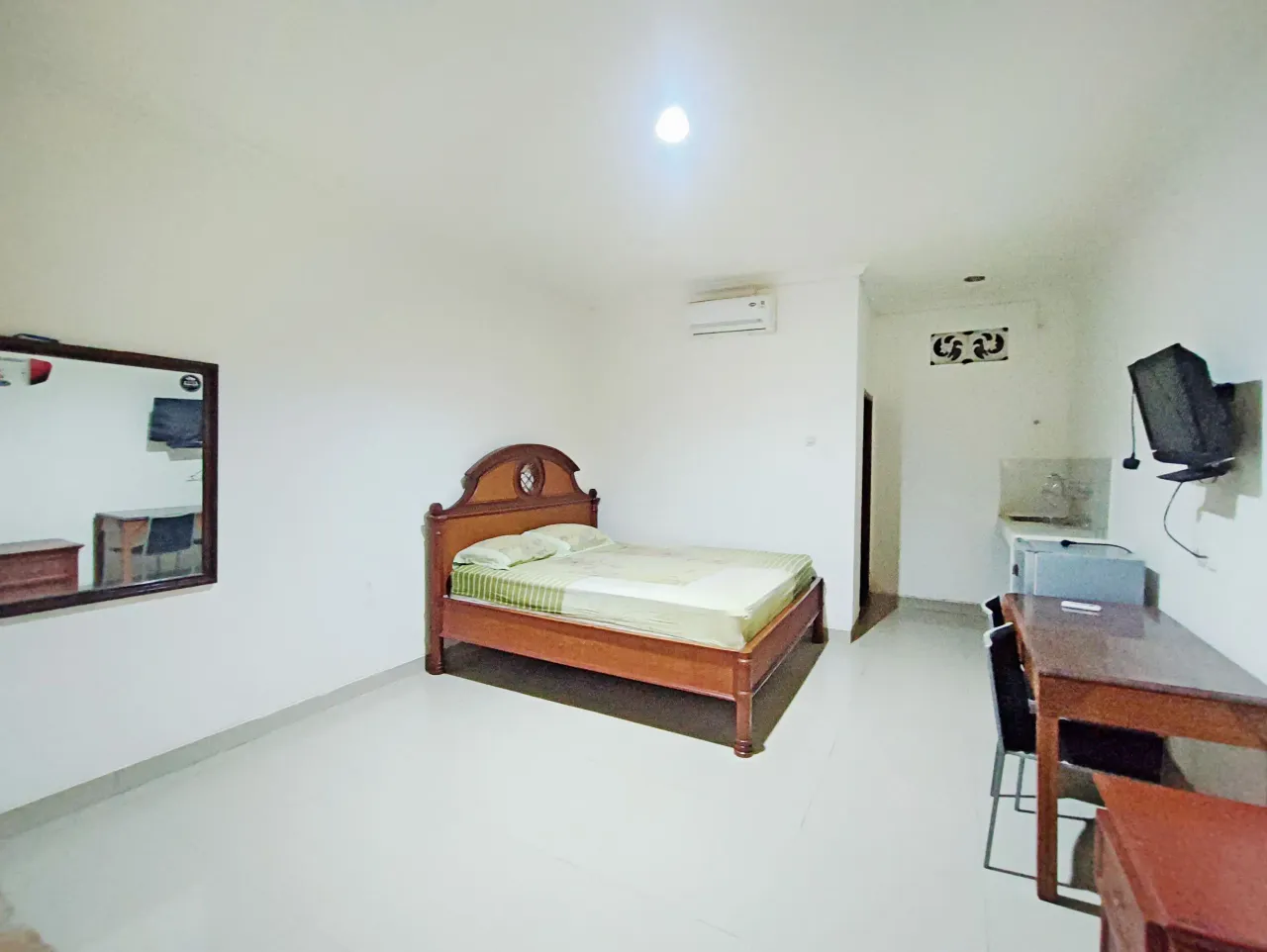 Fontana Guest House Sanur Bali Studio Queen - Foto 2