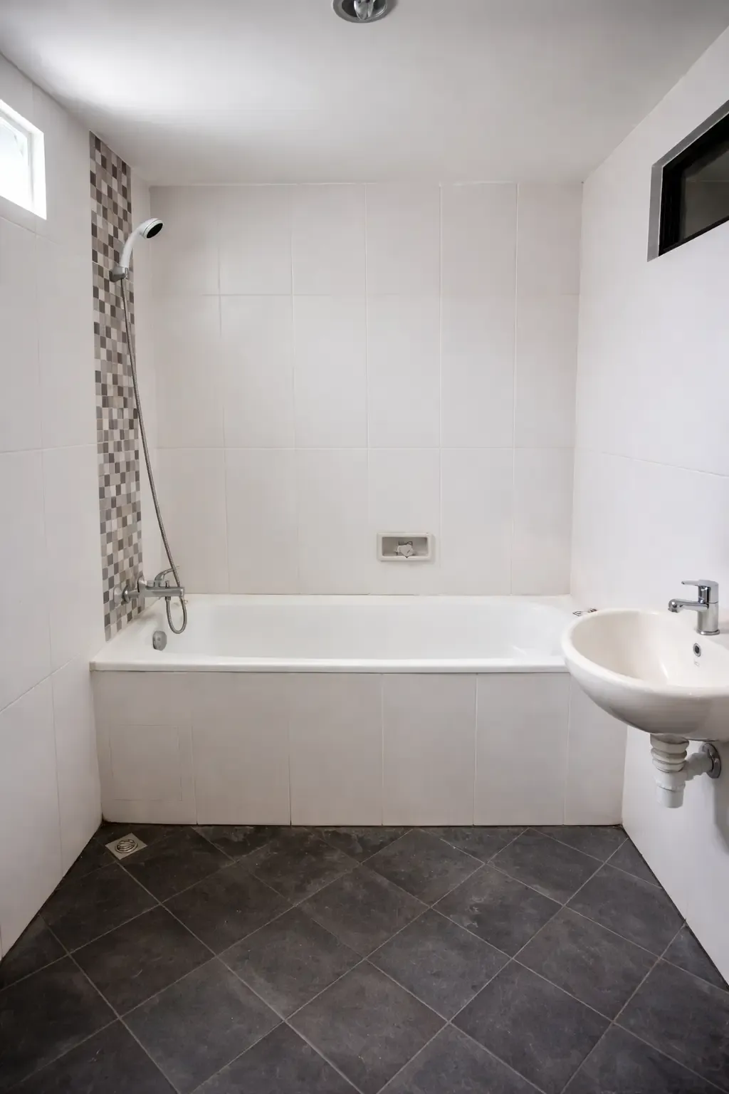 ROYAL BARITO APARTEMENT  KAMAR LANTAI 1