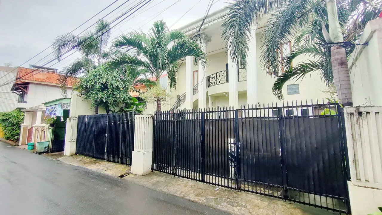 Srikandi Living Simatupang Jati Padang Regular Queen A - Foto 2