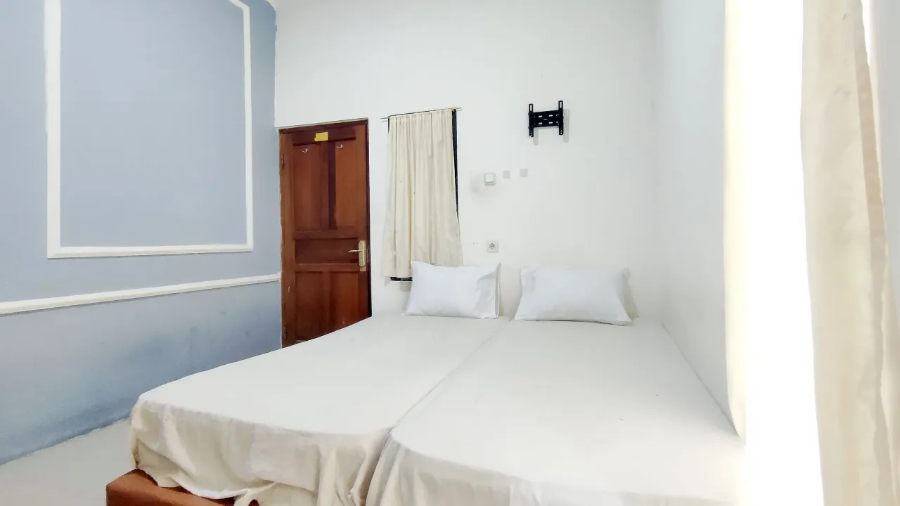 Srikandi Living Simatupang Jati Padang Superior Twin A - Foto Utama