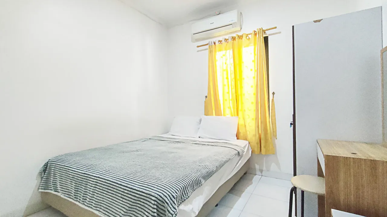 Asem Baris 26A Tebet Compact Queen B - Foto Utama