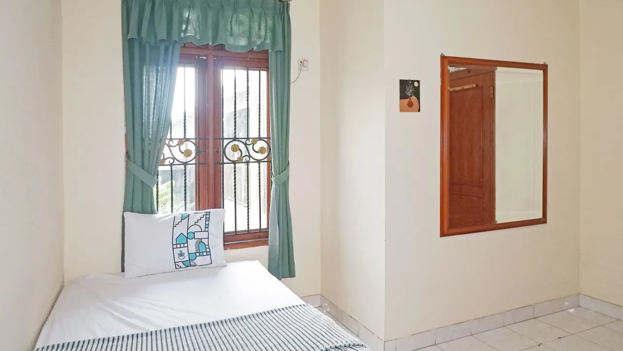 Banon Asem Lima Cipete Regular Single - Foto Utama