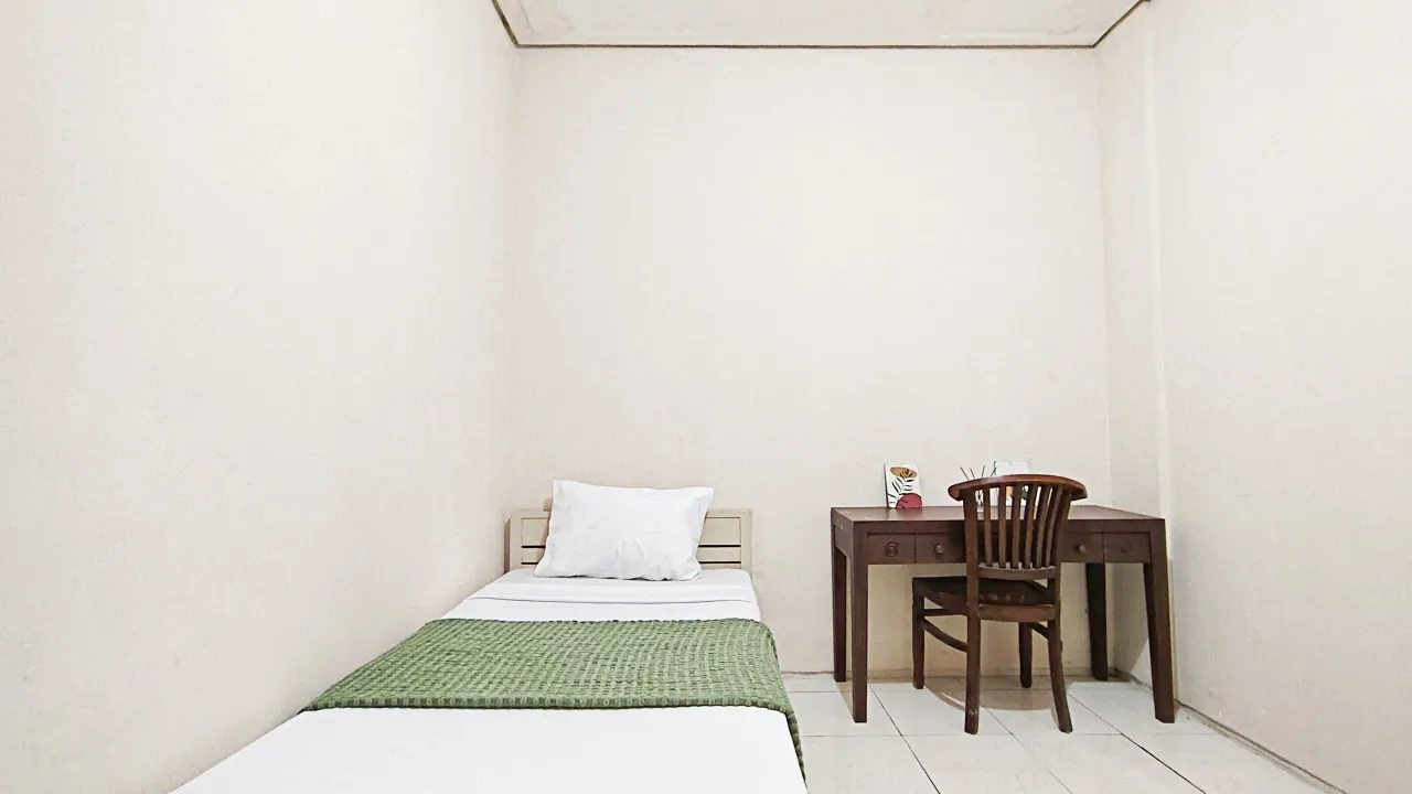 S Parman Residence Tomang Regular Single A - Foto Utama
