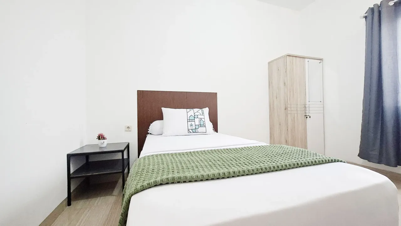 Uma Kost Bagya Depok Compact Single C
