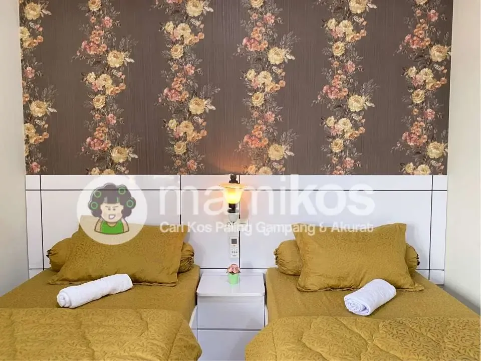 Kos Griya Fikarda Kost Griya Fikarda Summer Gold Room Twin Bed Beji Depok
