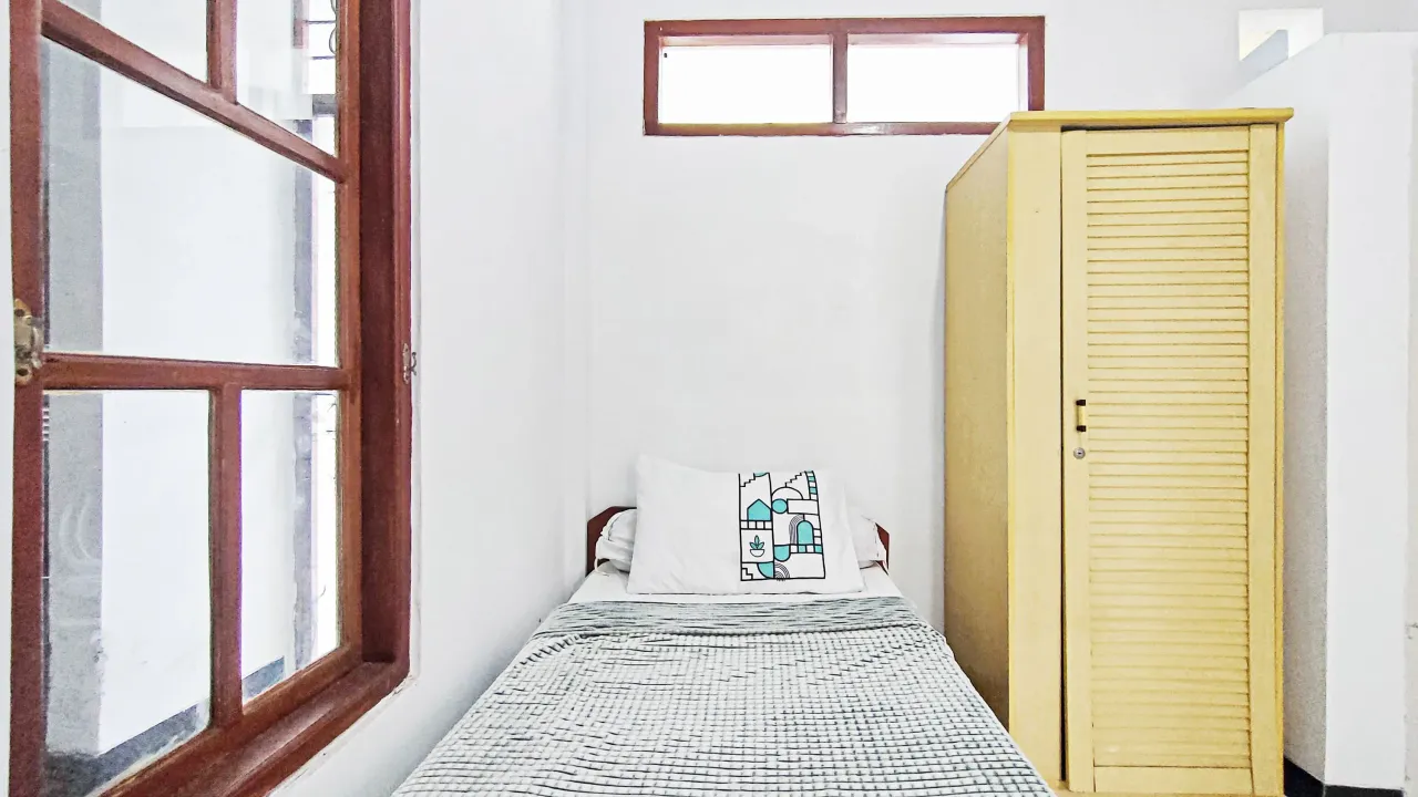 Wisma Violet Margonda Beji Depok Compact Single B