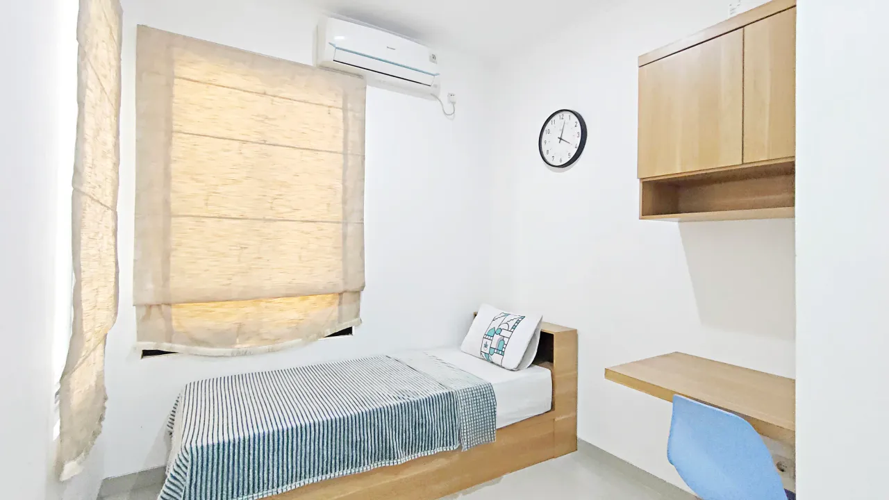Toledo House Beji Depok Regular Single B