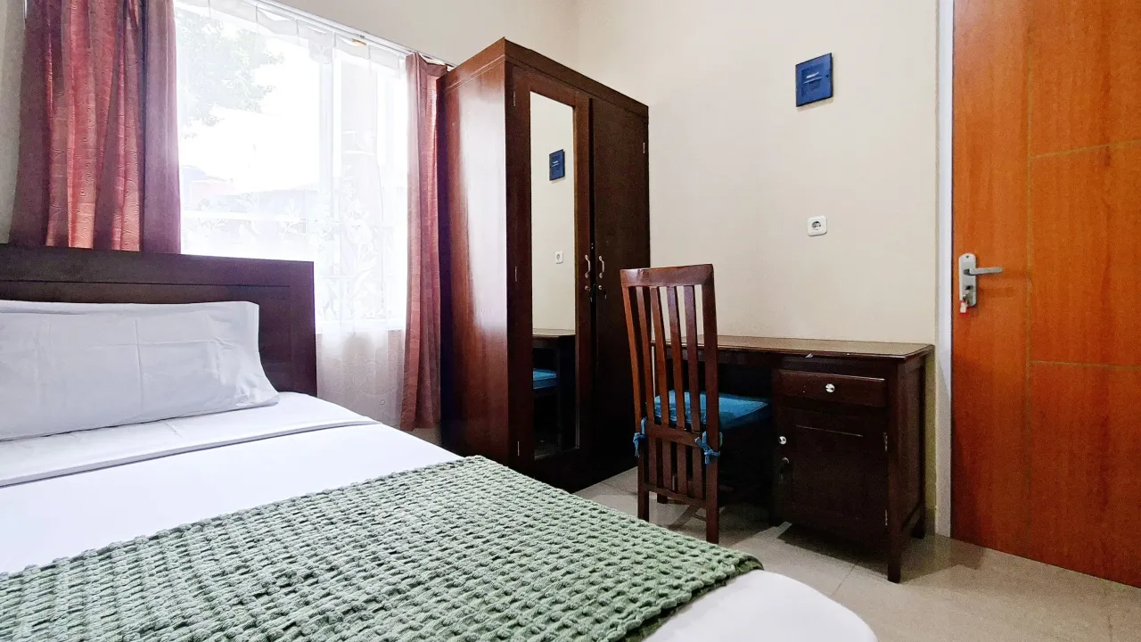Kos Nugie 1 UI Depok Regular Single A
