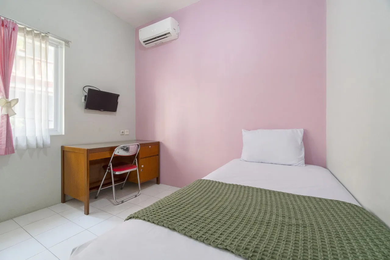 Akasia Depok Regular Single G