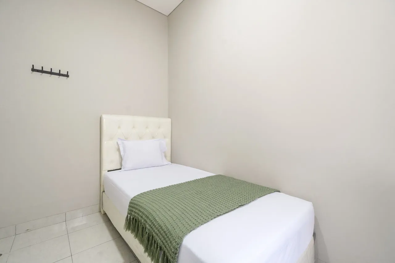 Graha Bhumi Tanah Baru Depok Compact Single A - Foto Utama