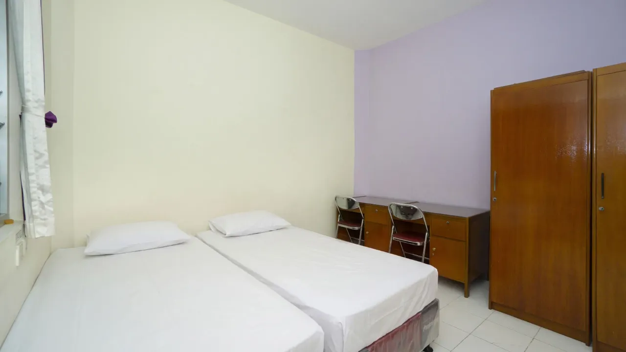Lotus Depok Superior Twin B
