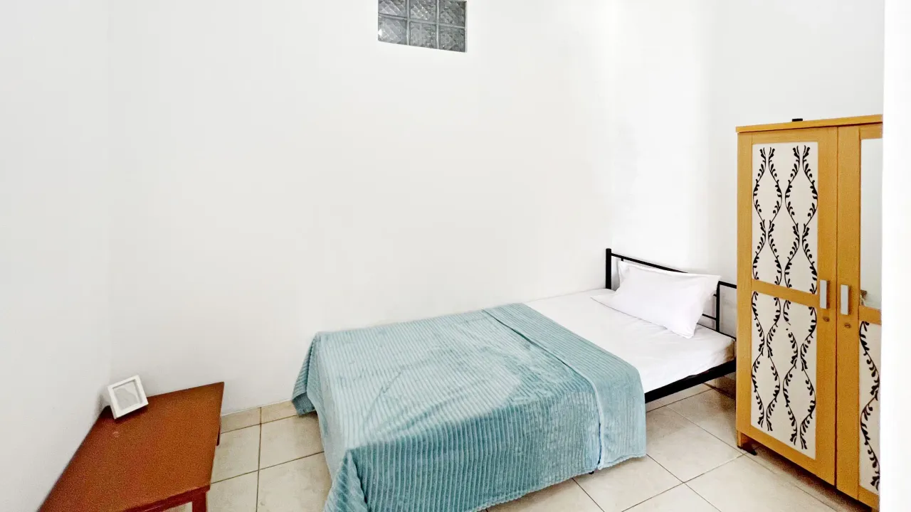 Yanti Home Beji Margonda Depok Pocket Single A