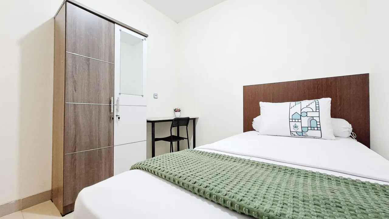 Uma Kost Bagya Depok Compact Single B