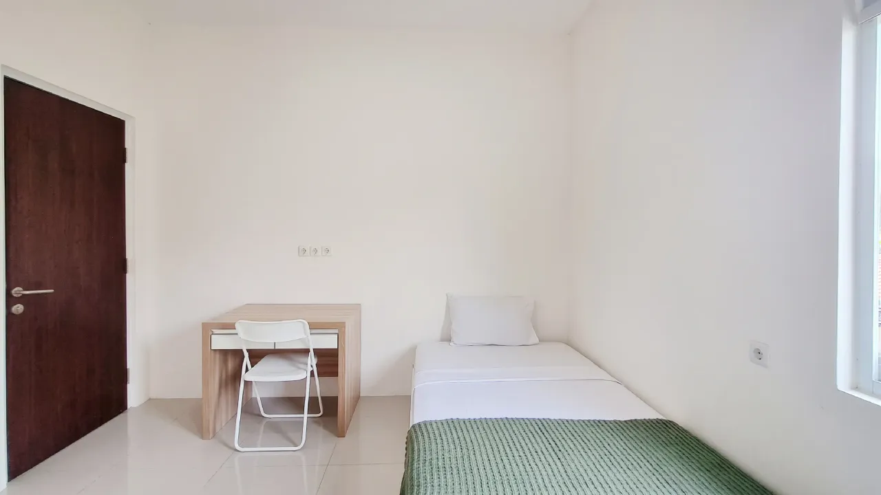 Cemara Coliving Karawaci Superior Full A