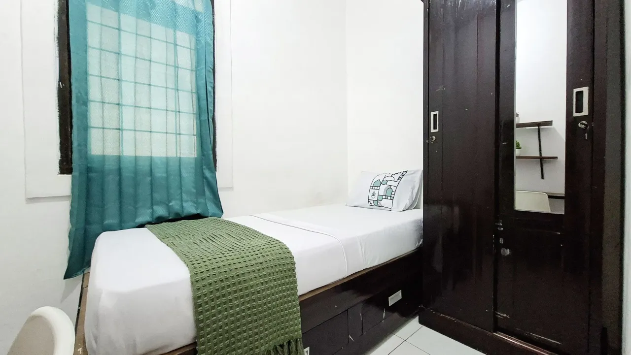 Umi Abadi 6 Kost Joglo Pocket Single A