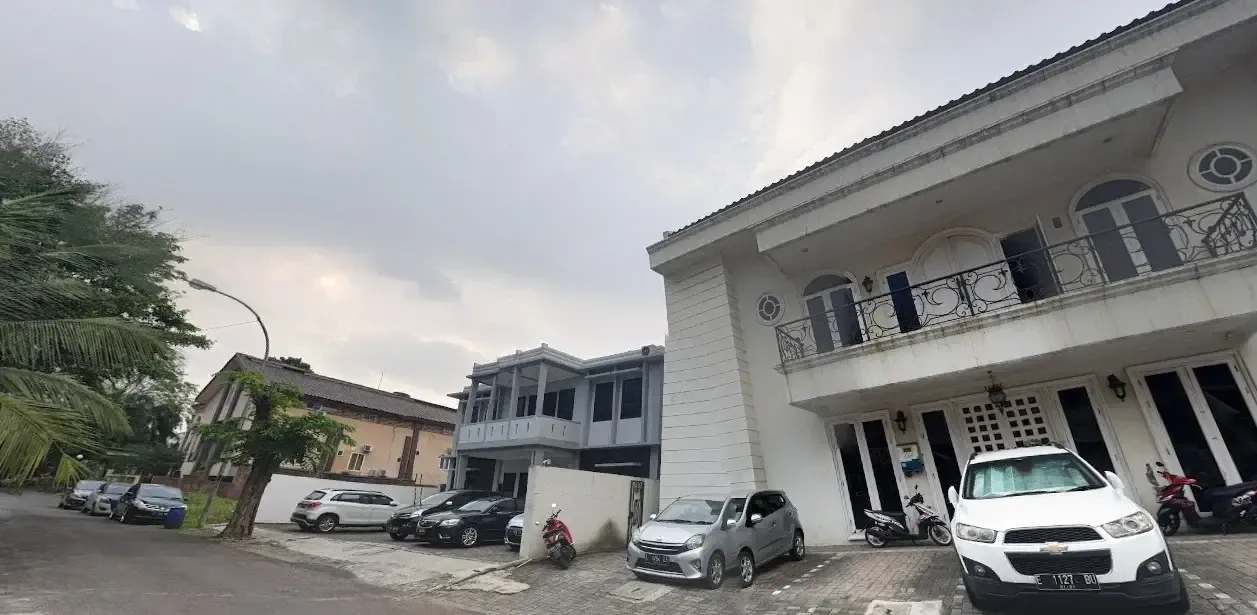 Villa Permata Sari Sektor 5 Blok A4 no. 37 Karawaci standar
