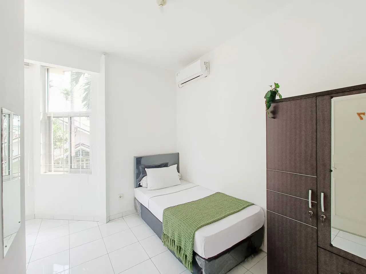 Aries Prima House Karawaci Regular Single A