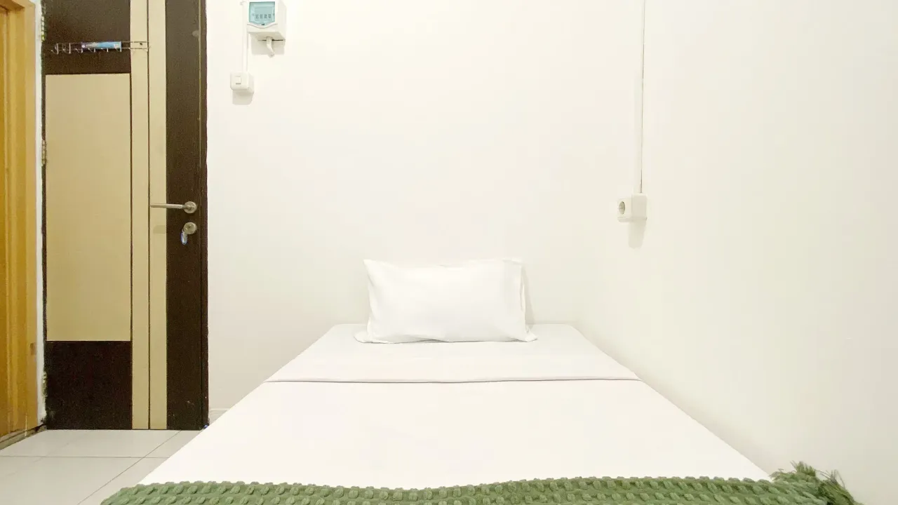 Uma Kost Rumah Merdeka Tangerang Pocket Single B
