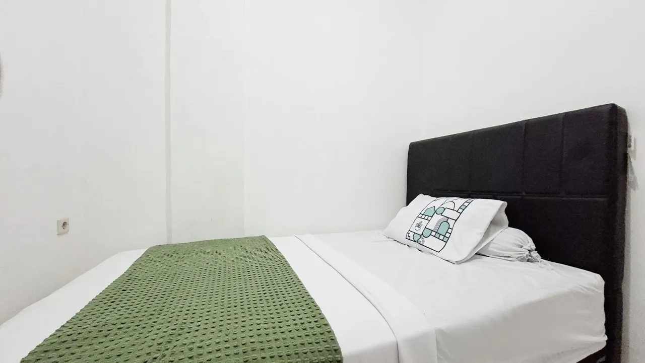 Jeneva Home Kelapa Dua Tangerang Pocket Single E