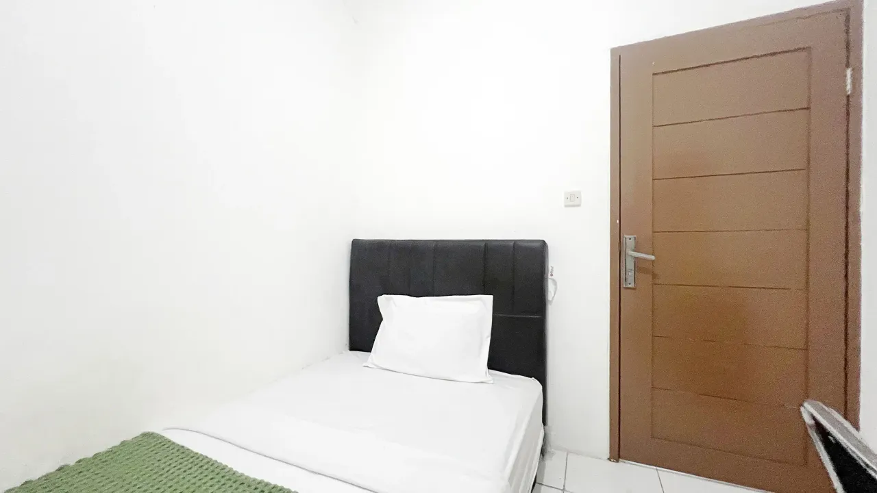 Jeneva Home Kelapa Dua Tangerang Pocket Single F