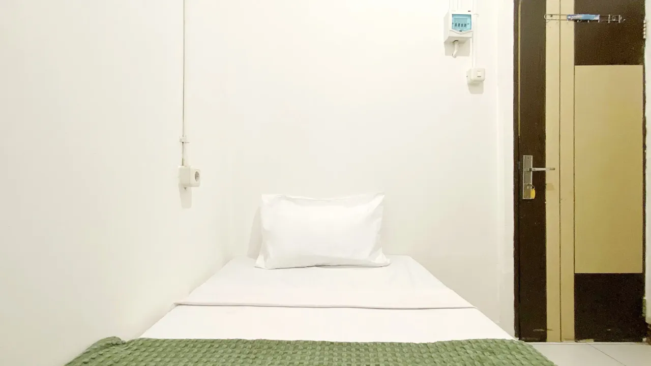Uma Kost Rumah Merdeka Tangerang Pocket Single A