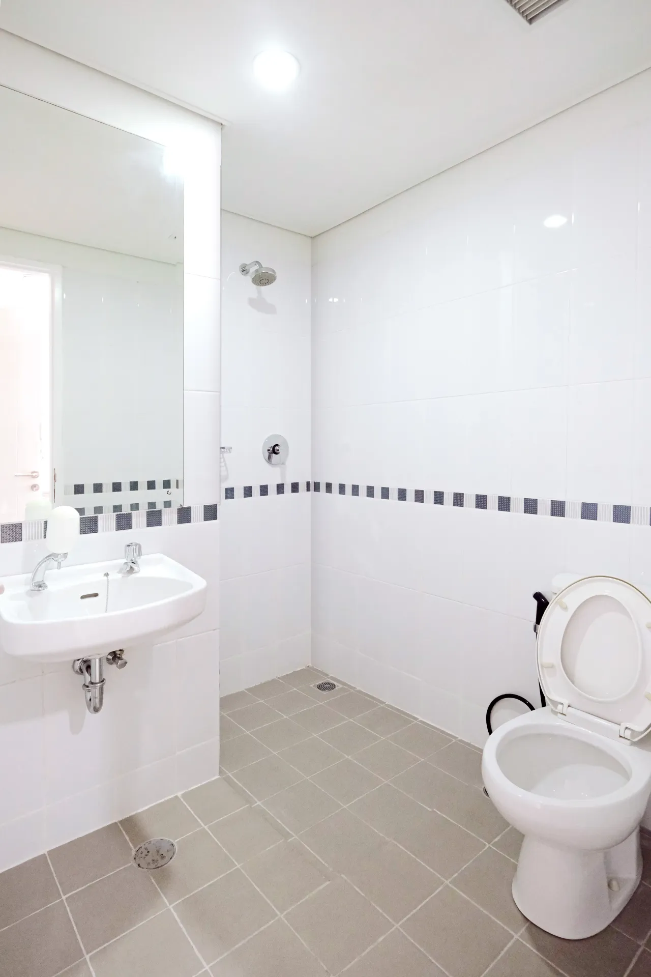 Kos Beverly Gading Serpong Single Room