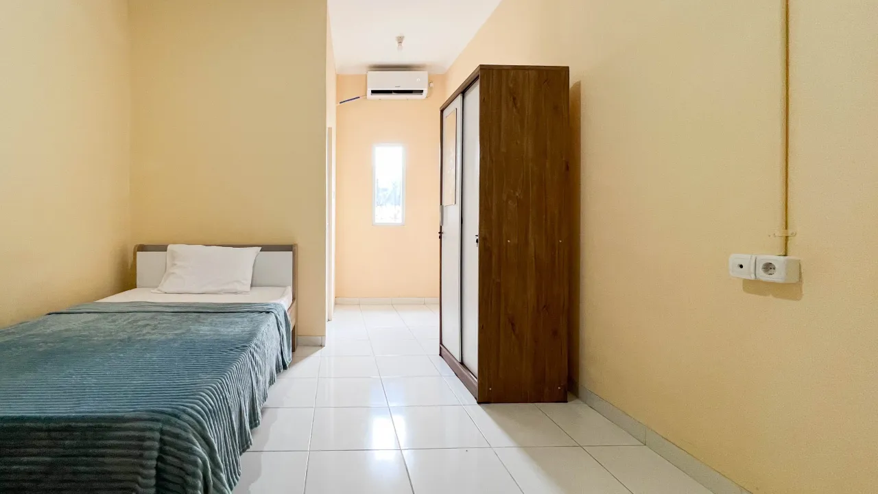 Tawes Homestay Kayuringin Metropolitan Bekasi Superior Single A