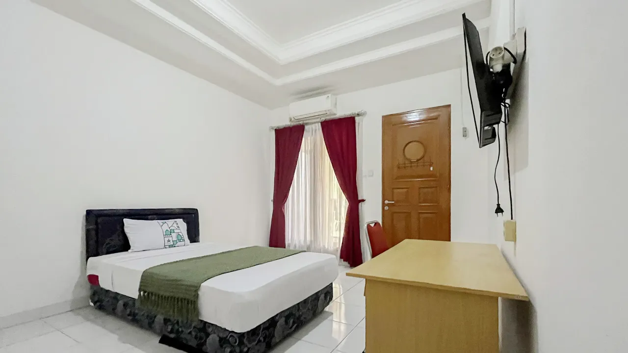 Indira Kost Pekayon Bekasi Superior Full A