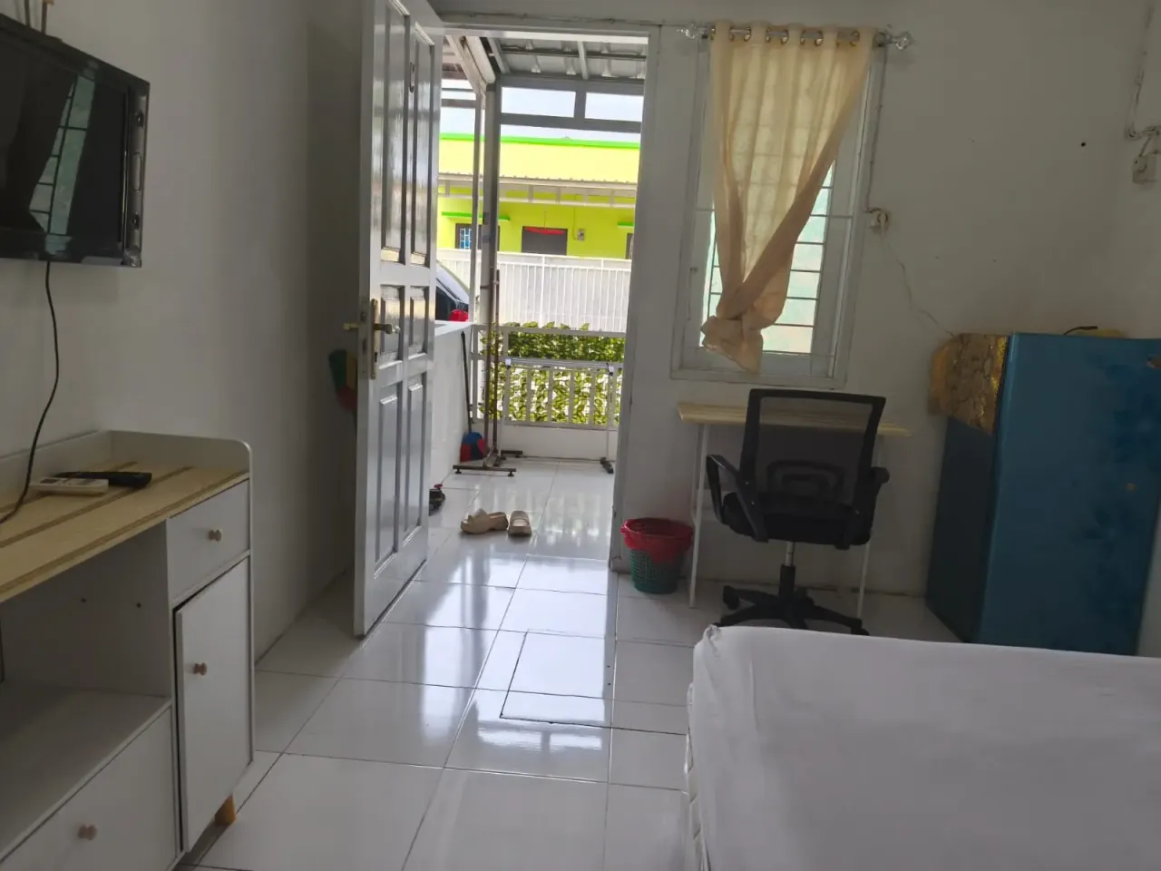 Brilliant Living Kost & Staycation  VIP C