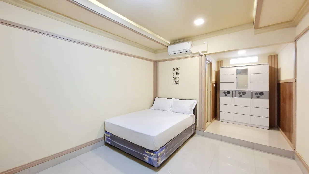 Sumber Laris Kost Jatiwarna Bekasi Studio Queen A