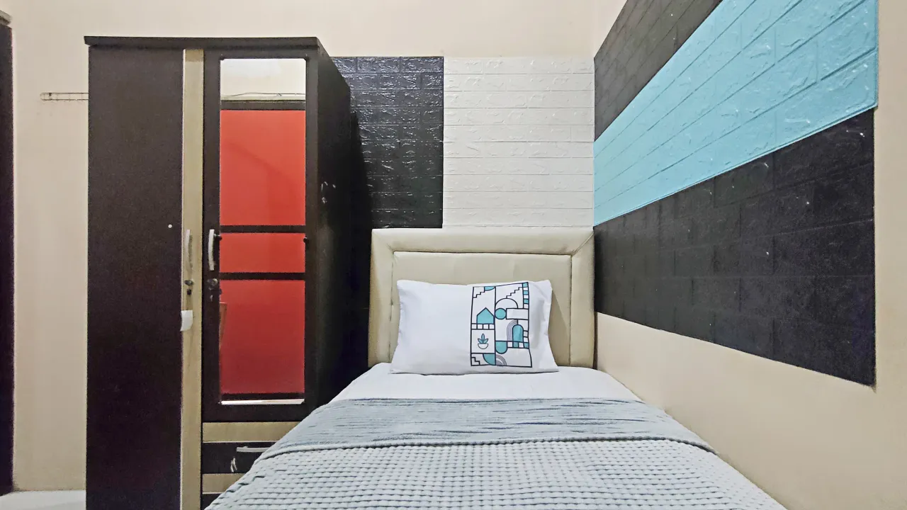 Clinton House I SMB Bekasi Pocket Single A