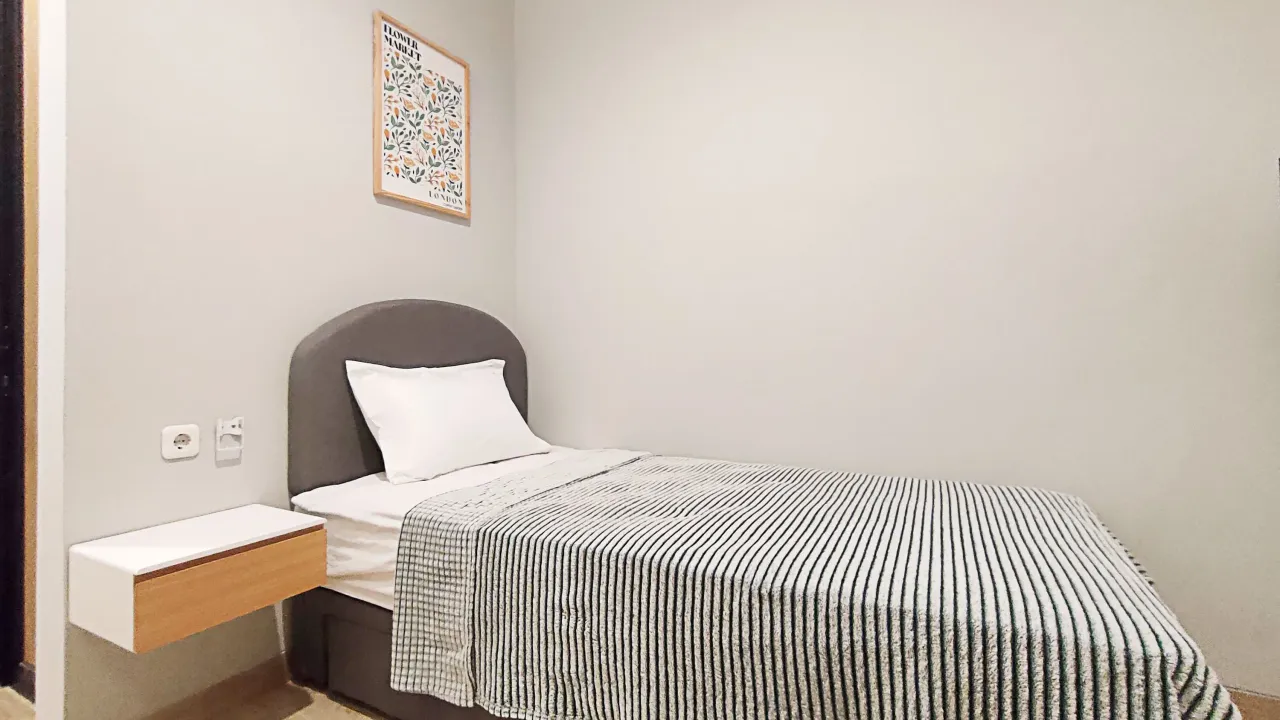 Hanaa Living 45 Ciangsana Kota Wisata Cibubur Compact Single C