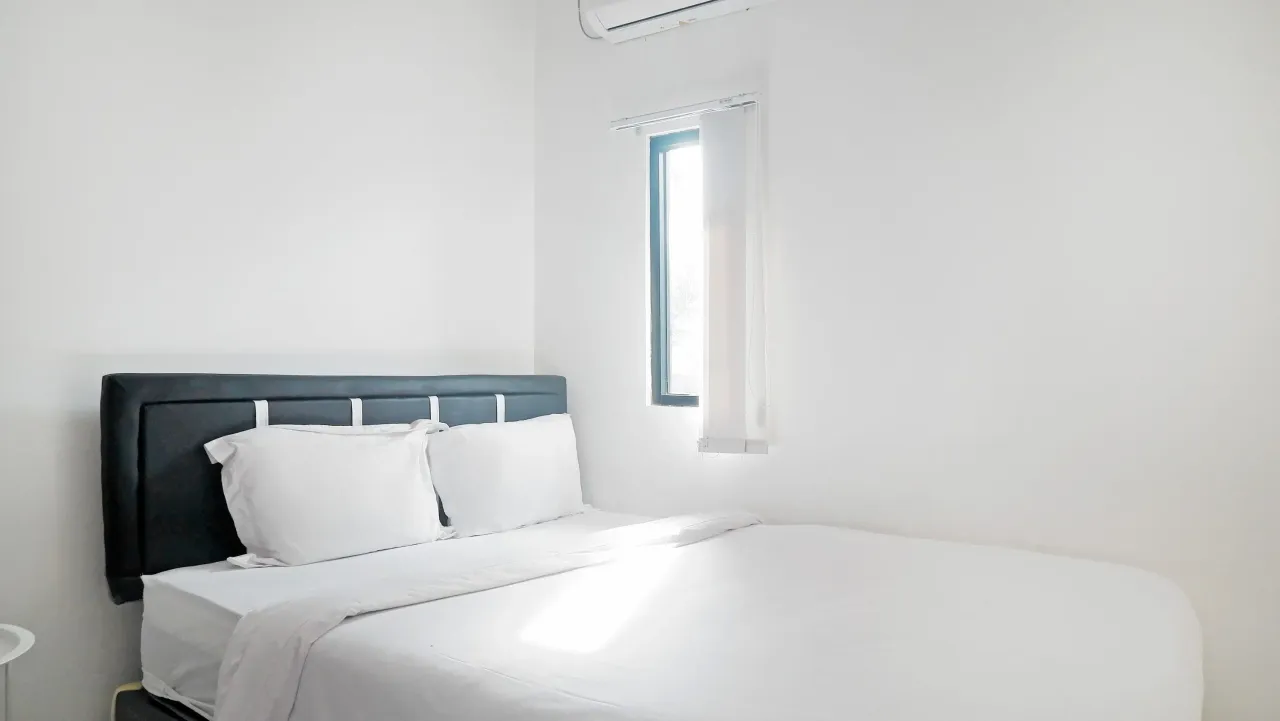 E Home Sentul Bogor Regular Queen B