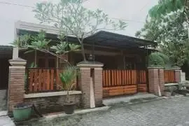 Rumah Kost "Cengkir Gading!" Type 1