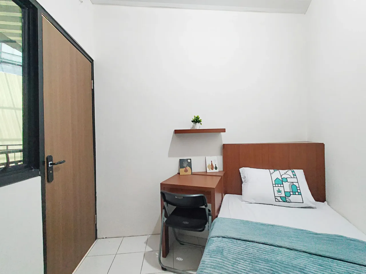Mawar Kuning House Tembalang Semarang Pocket Single G