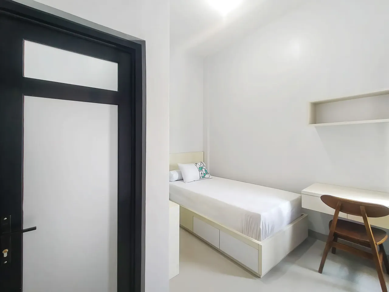 D'King Kost Tembalang Semarang Compact Single B