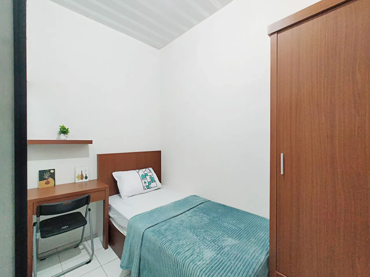 Mawar Kuning House Tembalang Semarang Pocket Single I
