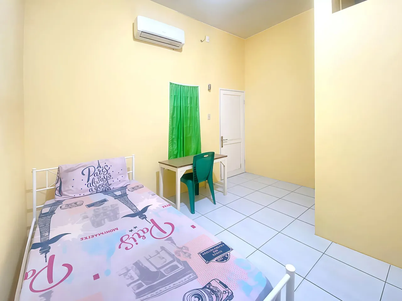 Dienda Kost Medan Selayang Regular Full A