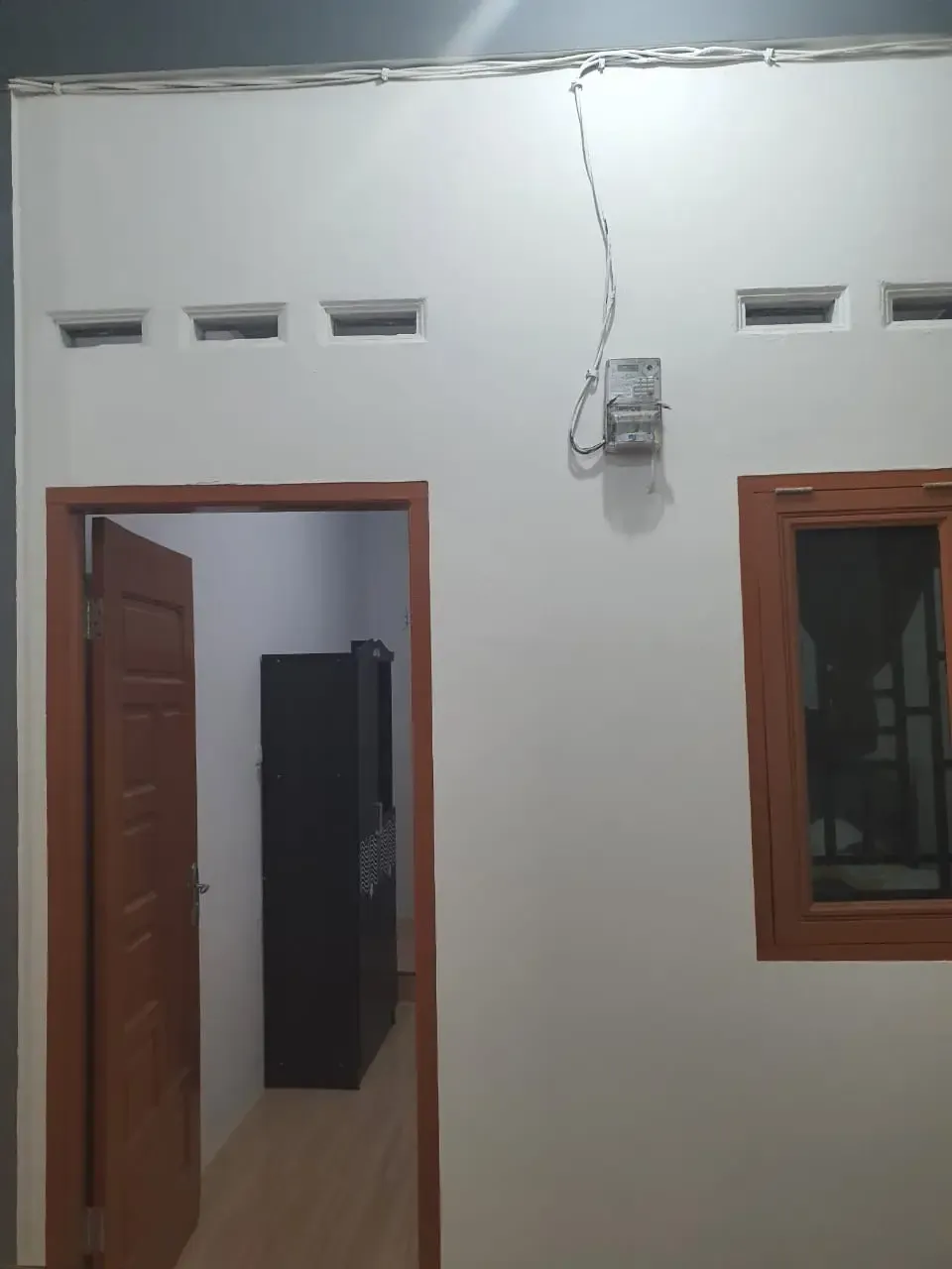Kos Bu Dewi  Dingin