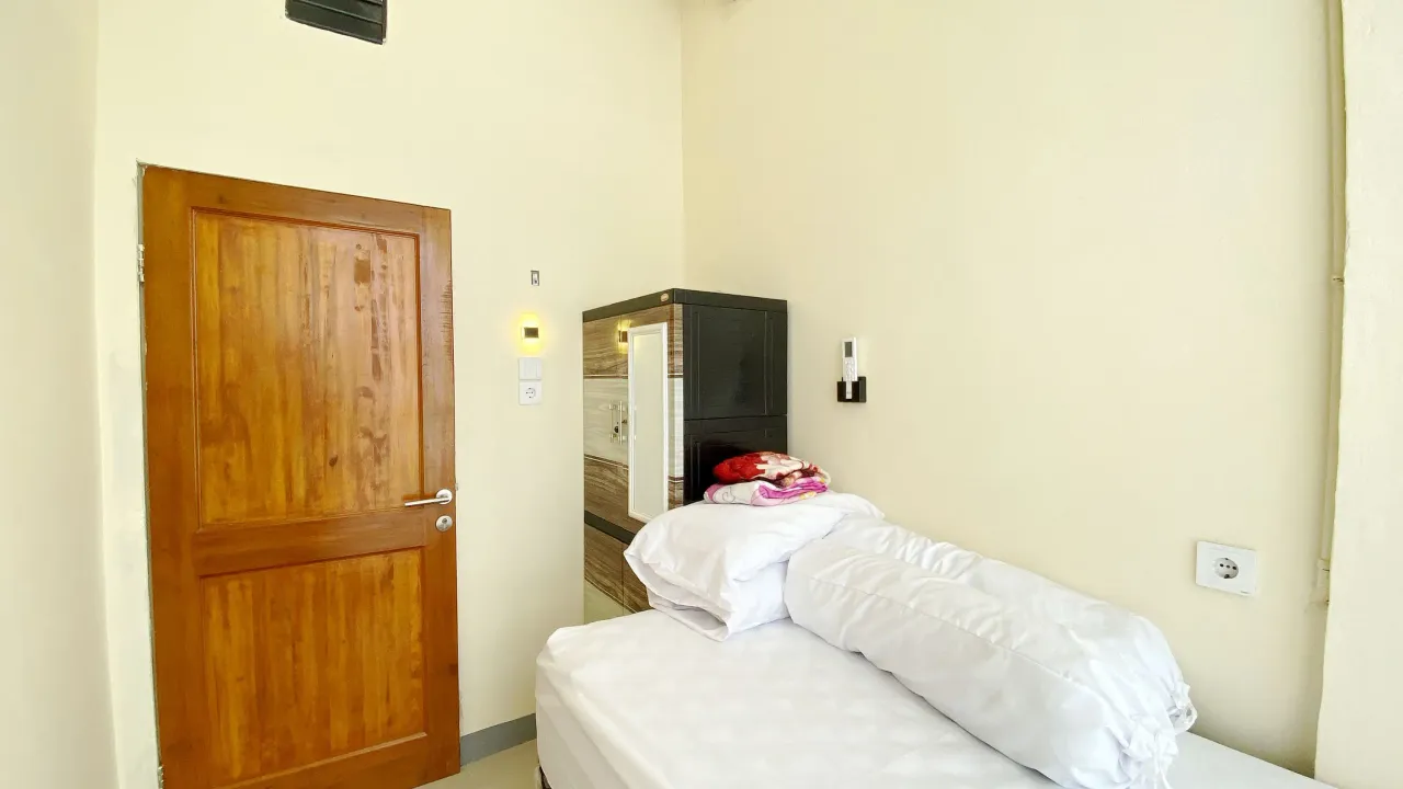 Sunny Kost Helvetia Medan Compact Twin B - F