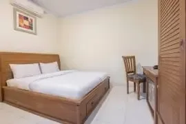 824 Makassar Guest House Type 1